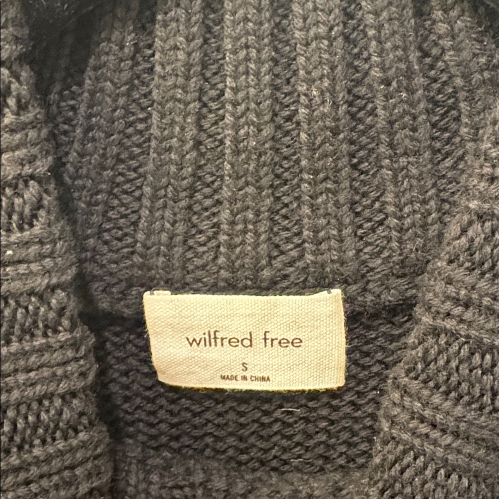 Aritzia Wilfred Free crop sweater - Picture 2 of 5